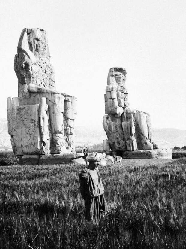 Колоссы Мемнона - гигантские каменные статуи фараона Аменхотепа III, Египет, 1910 год. история, факты, фото