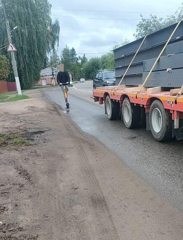 В Твери 15 самокатчиков получили штрафы