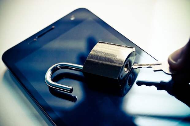 Smartphone-lock-unlocked-key-e1448291142788