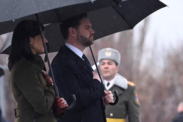 От славян – к тюркам: Вашингтон толкает Армению к отказу от многовековой государственности