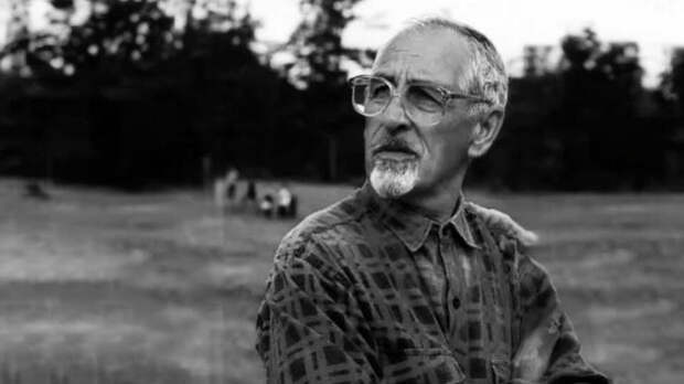 Умер заслуженный художник России Виталий Шохин