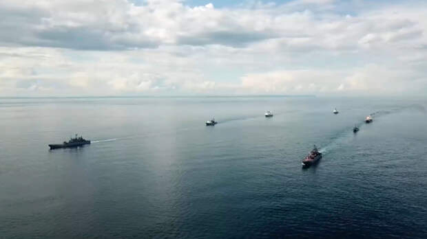 Корабли Северного флота РФ прибыли в главный порт Кубы
