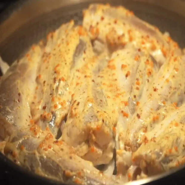 Белоснежное филе и пикантная корочка: показываю, как приготовить идеальный хек к ужину