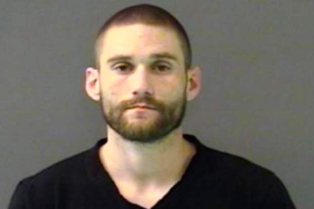 Texas dad pretends to shoot his 9-year-old daughter — and then accidentally shoots her in the chest