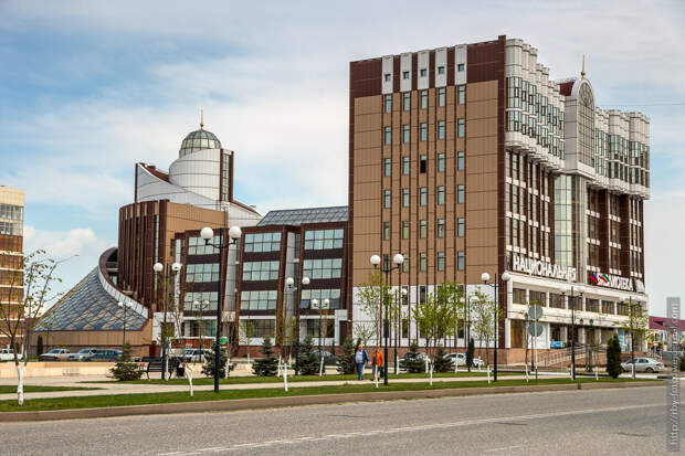 Национальная библиотека. грозный, прогулка, чечня