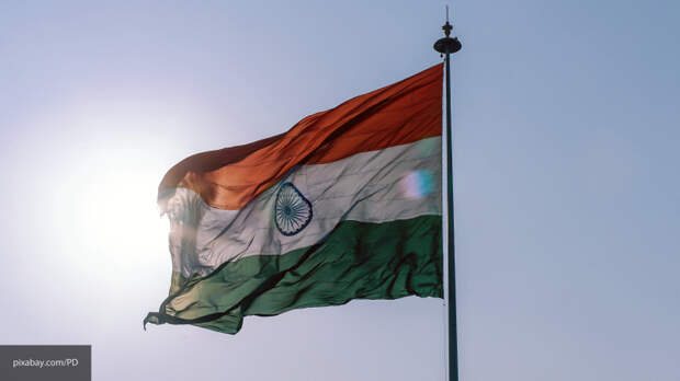По меньшей мере 15 человек погибли при обрушении стены ЖК в Индии
