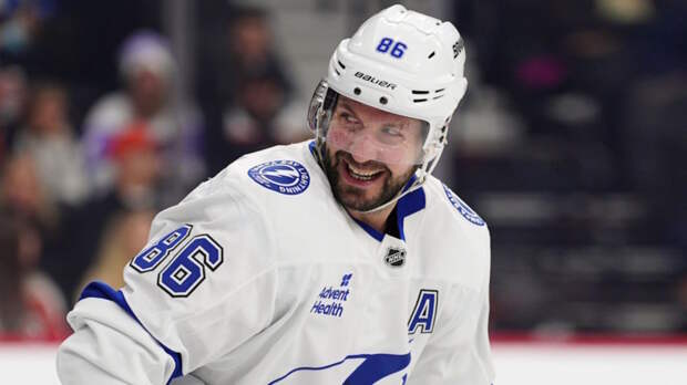 Макдэвид, Кучеров и Селебрини поборются за "Тед Линдсей Эворд"