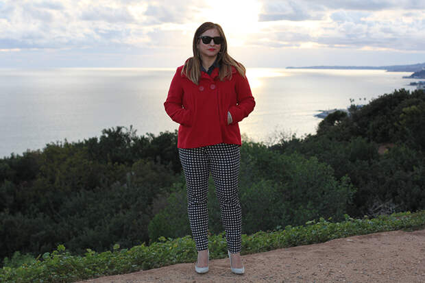 Rossana Vanoni Pop of Color against the sunset