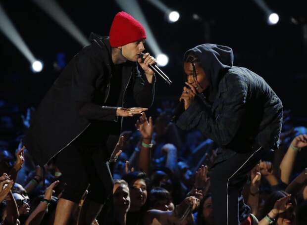 MTV Video Music Awards 2015