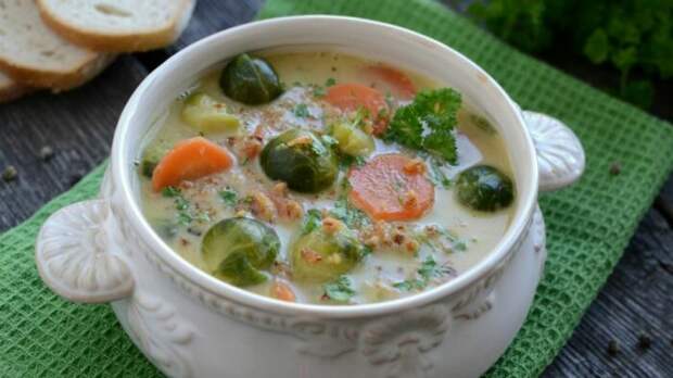 Суп с брюссельской капустой. \ Фото: gotujmy.pl. Суп с брюссельской капустой. \ Фото: gotujmy.pl.