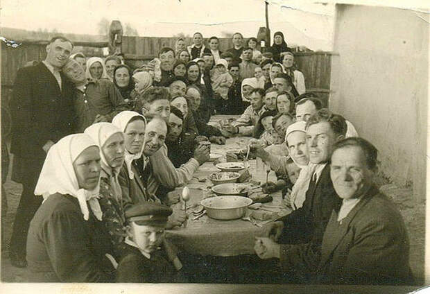 Как проходили советские застолья