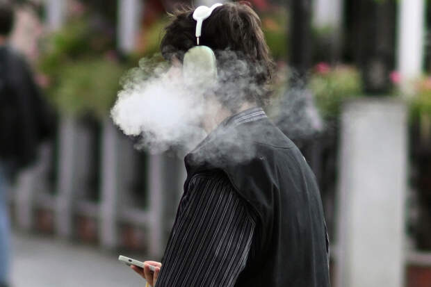 HR-эксперт Быханов: российский бизнес активно отказывается нанимать курильщиков