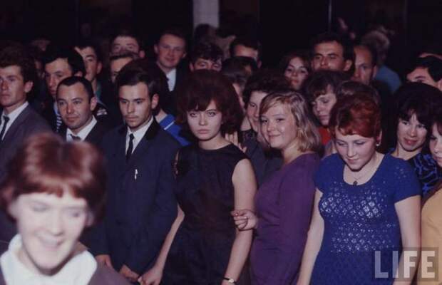 советская молодежь 1960-х годов 