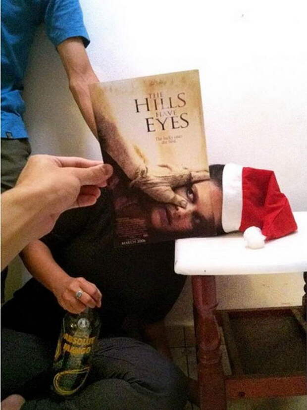 Как развлечь себя при помощи кино-постеров