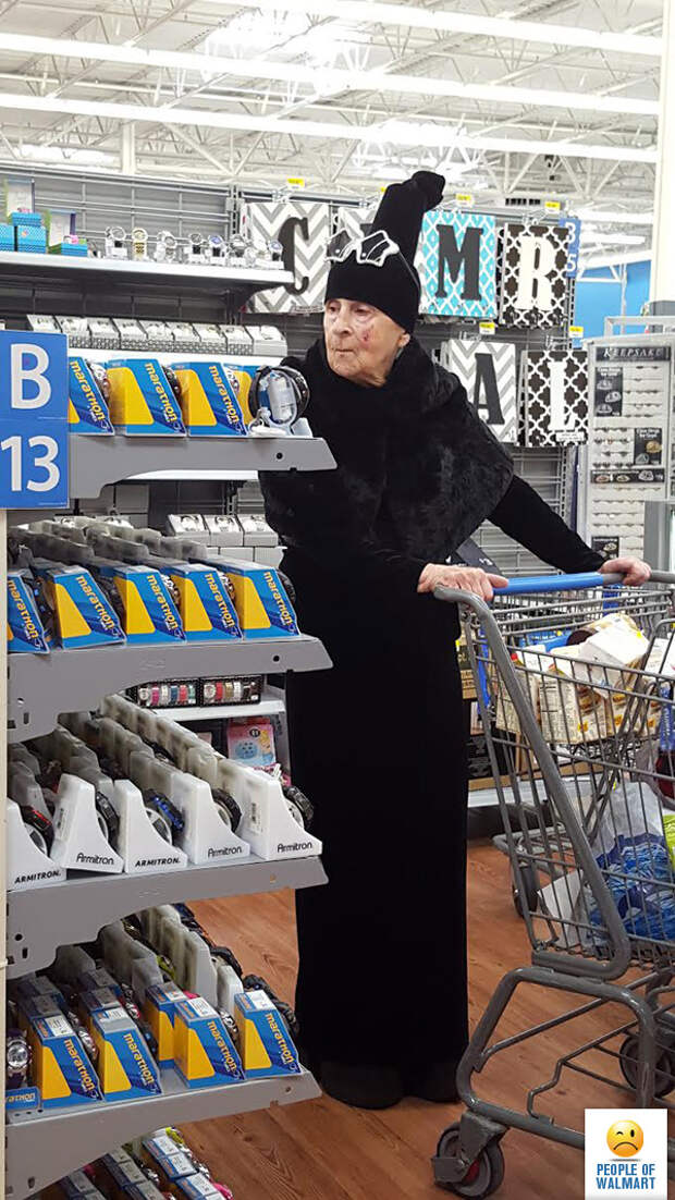 Экстравагантные покупатели Walmart (28 фото)
