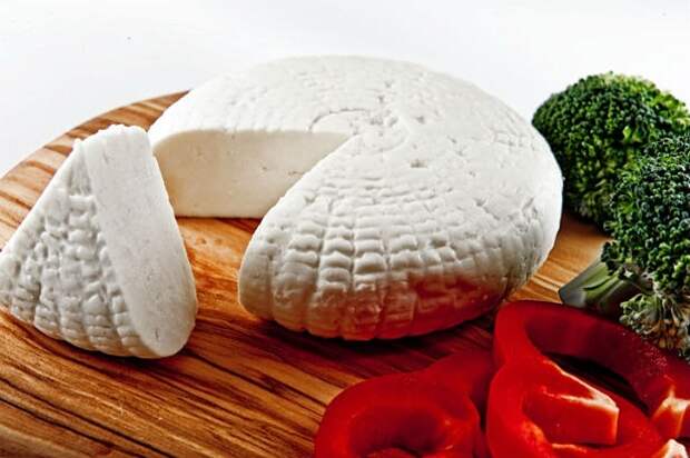 Адыгейский сыр в мультиварке