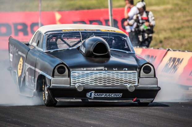 1500-hp-gaz-13-chaika-dragster-is-a-thing-to-behold-video_14
