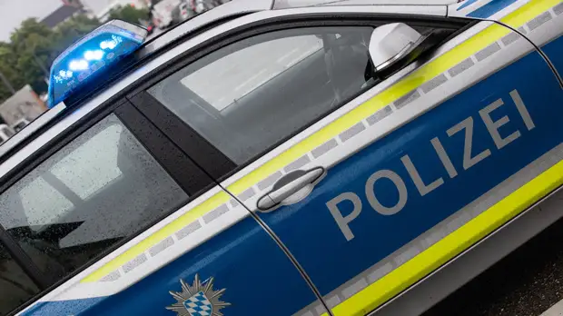 В Германии в грузовике обнаружены пять беженцев