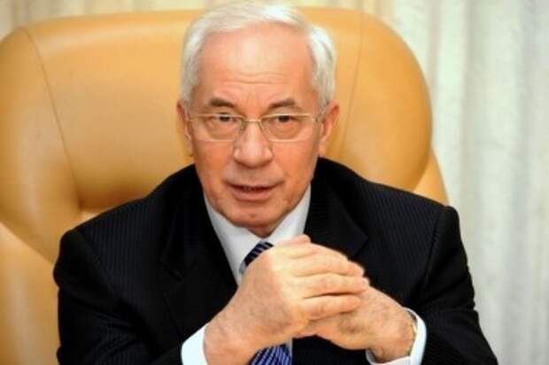 Азаров призвал Киев винить в высоких ценах на продукты не Путина, а Обаму Азаров призвал Киев винить в высоких ценах на продукты не Путина, а Обаму