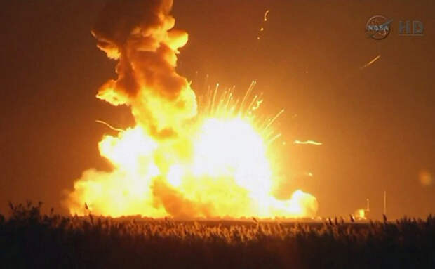 В США на старте взорвалась частная ракета Сygnus - RU.DELFI
