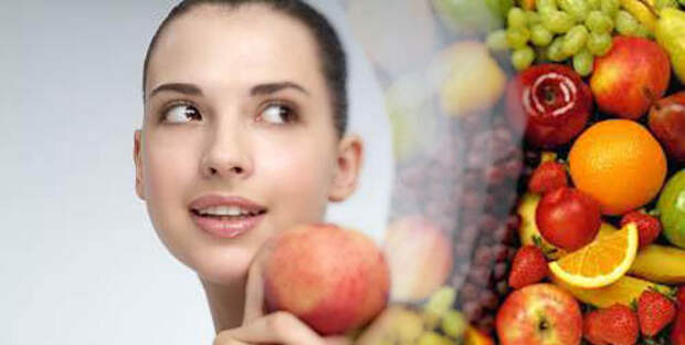 Девушка с фруктами