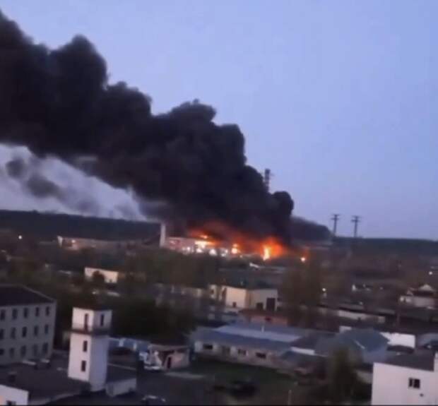 Удар по Трипольской ТЭС: Скоро на Украине будет "конец света" или АЭС их спасет?