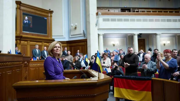 «Нужно покарать Россию»: Европа просит Украину воевать еще полтора года