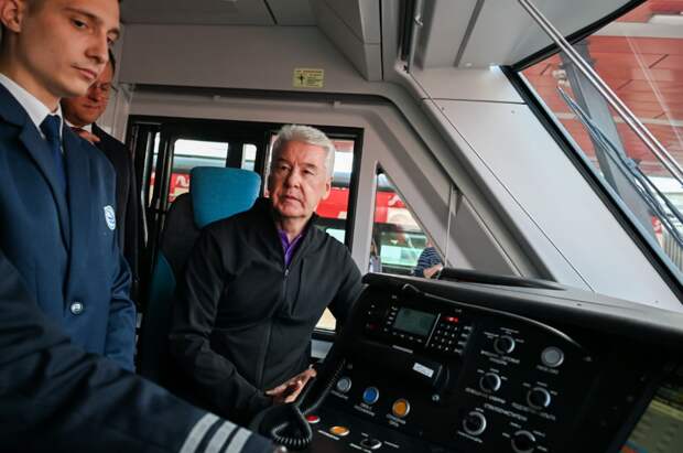 Собянин: Обновление поездов на Московских центральных диаметрах завершено