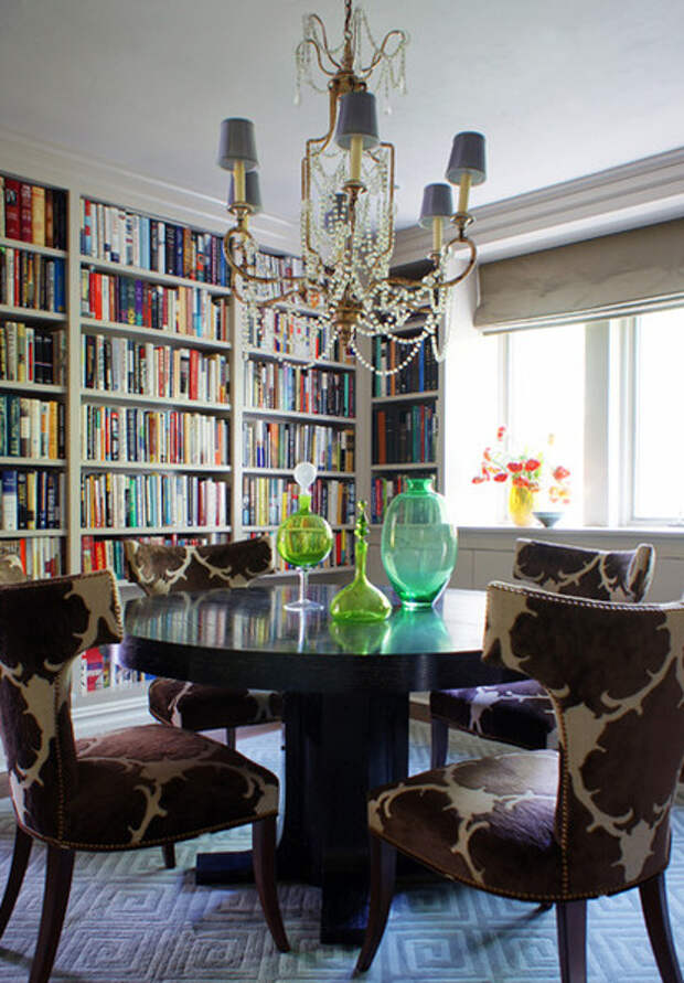 Многофункциональная столовая от Christopher Burns Interiors. Многофункциональная столовая от Christopher Burns Interiors.