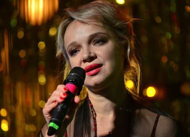 Цымбалюк-Романовская показала подросшую дочку: «Виктории годик»