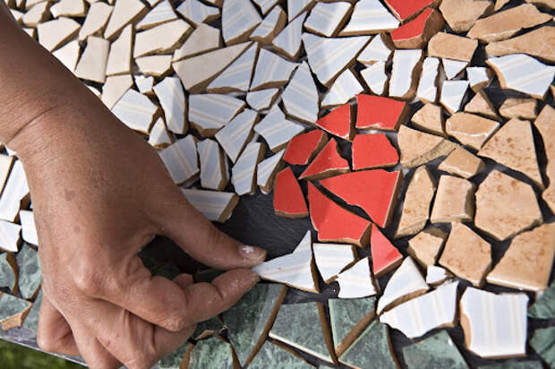 Как сделать мозаику из битой плитки своими руками