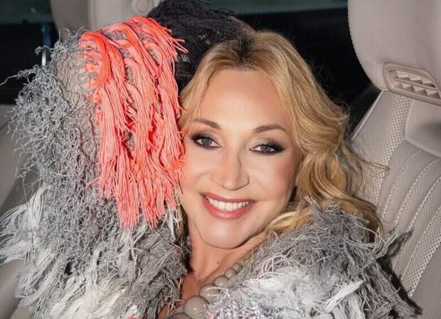 «Какие ноги»: Орбакайте устроила игривую фотосессию с мужем