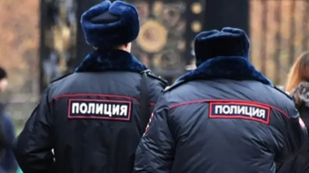 В Уфе задержали троих полицейских по подозрению в изнасиловании коллеги