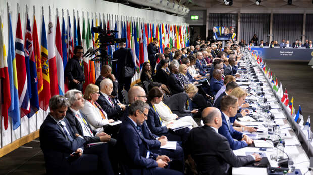 На саммите по Украине в Швейцарии выкрикивали бандеровский лозунг