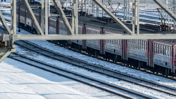 Поезд насмерть сбил двух детей в Иркутской области