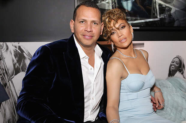 Инсайдер: Дженнифер Лопес и Алекс Родригес делают все возможное, чтобы сохранить свои отношения