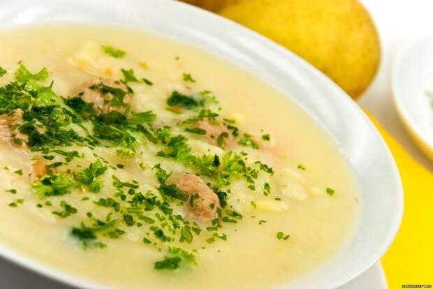 Суп-пюре из белых грибов и козьим сыром еда, обед
