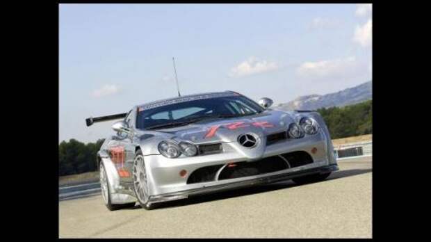 Те, кто не привык идти на компромиссы, оценит вот этот лот из Франкфурта - трековый Mercedes SLR McLaren 722 GT Race Edition. И это не пародия на тему <br> гоночного авто, а реально трековый экземпляр (всего их выпустили 21 шт). К слову, сейчас акция! Цена снижена с 1,4 миллиона евро до 1,1 миллиона - <br> грех не купить... Да и пробег смешной - 299 км. Те, кто не привык идти на компромиссы, оценит вот этот лот из Франкфурта - трековый Mercedes SLR McLaren 722 GT Race Edition. И это не пародия на тему <br> гоночного авто, а реально трековый экземпляр (всего их выпустили 21 шт). К слову, сейчас акция! Цена снижена с 1,4 миллиона евро до 1,1 миллиона - <br> грех не купить... Да и пробег смешной - 299 км.