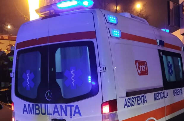 Пять человек, включая двоих детей, отравились природным газом в районе Штефан-Водэ