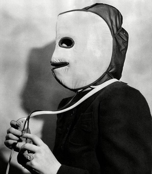 1940 год: сохраняющая тепло маска для лица косметология, красота, старые фото