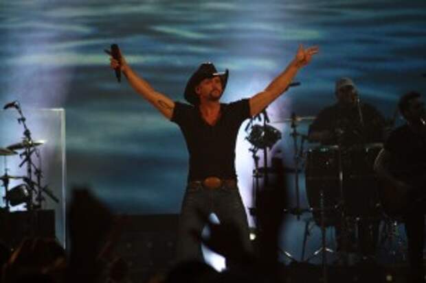 Tim McGraw Hates Homeless Veterans