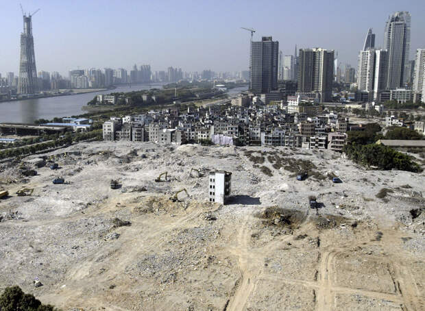 В Гуанчжоу на этой строительной площадке начинают возводить новый жилой квартал