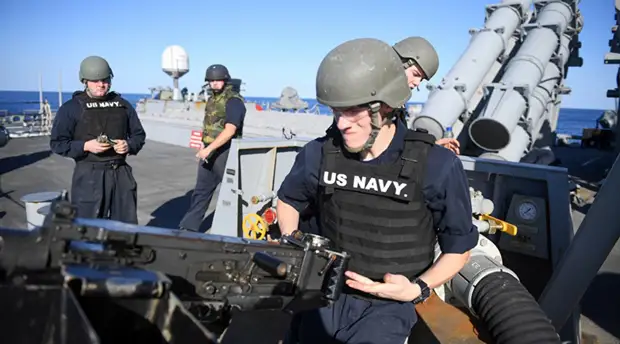 «Рецепт обострения конфликта»: в России ответили на призыв сенатора США направить корабли НАТО в Чёрное море