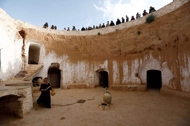 Тунисские подземные жилища
