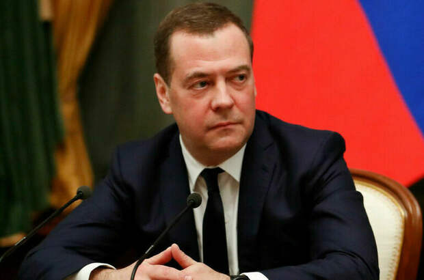 Медведев: Экс-премьер Израиля был посредником по Украине в 2022 году