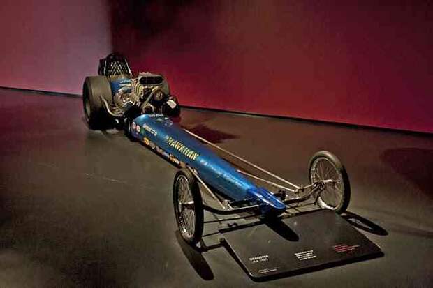 Музей авто истории в турине, италия. (трафик)