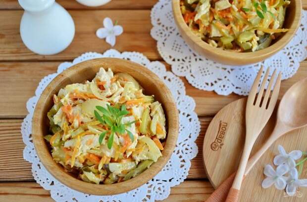 Салат "Обжорка" с курицей