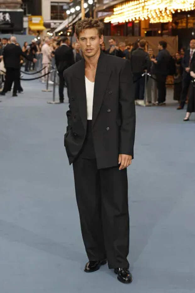 Остин Батлер