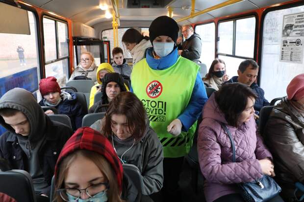 Нижегородцам рекомендуют носить маски в общественном транспорте