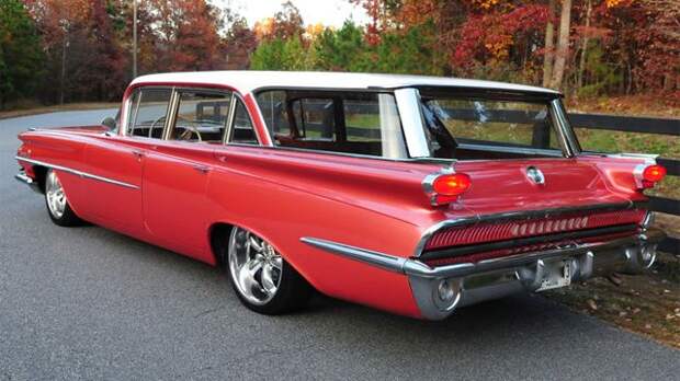 Тюнингованный 1959 Oldsmobile Dynamic выставлен на торги (15 фото)